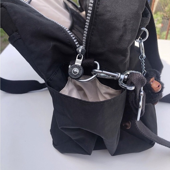 Kipling Large Black Tote Shoulder Duffel Bag w/ Travel Organizer & Monkey Charm - Picture 9 of 16